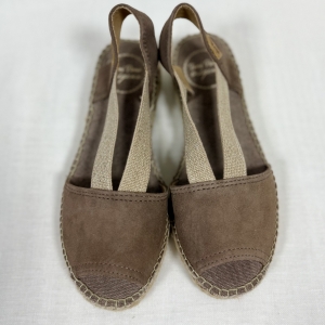 zamszowe espadryle