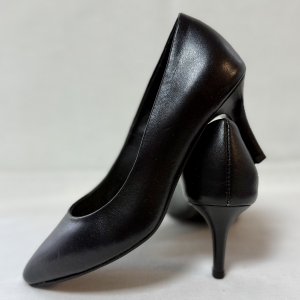 skórzane czółenka