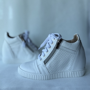 eleganckie buty sportowe damskie ze skóry