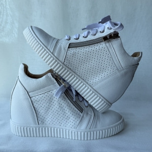 wygodne buty sportowe na fusbecie